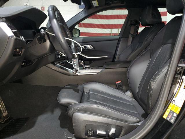 BMW 3 Series Image 4