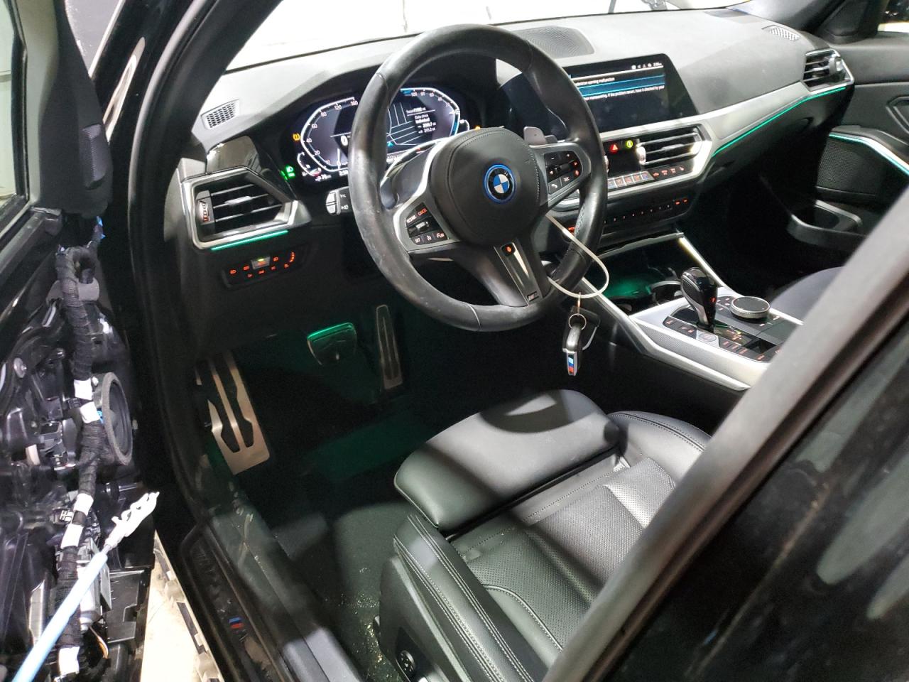 BMW 3 Series Image 11