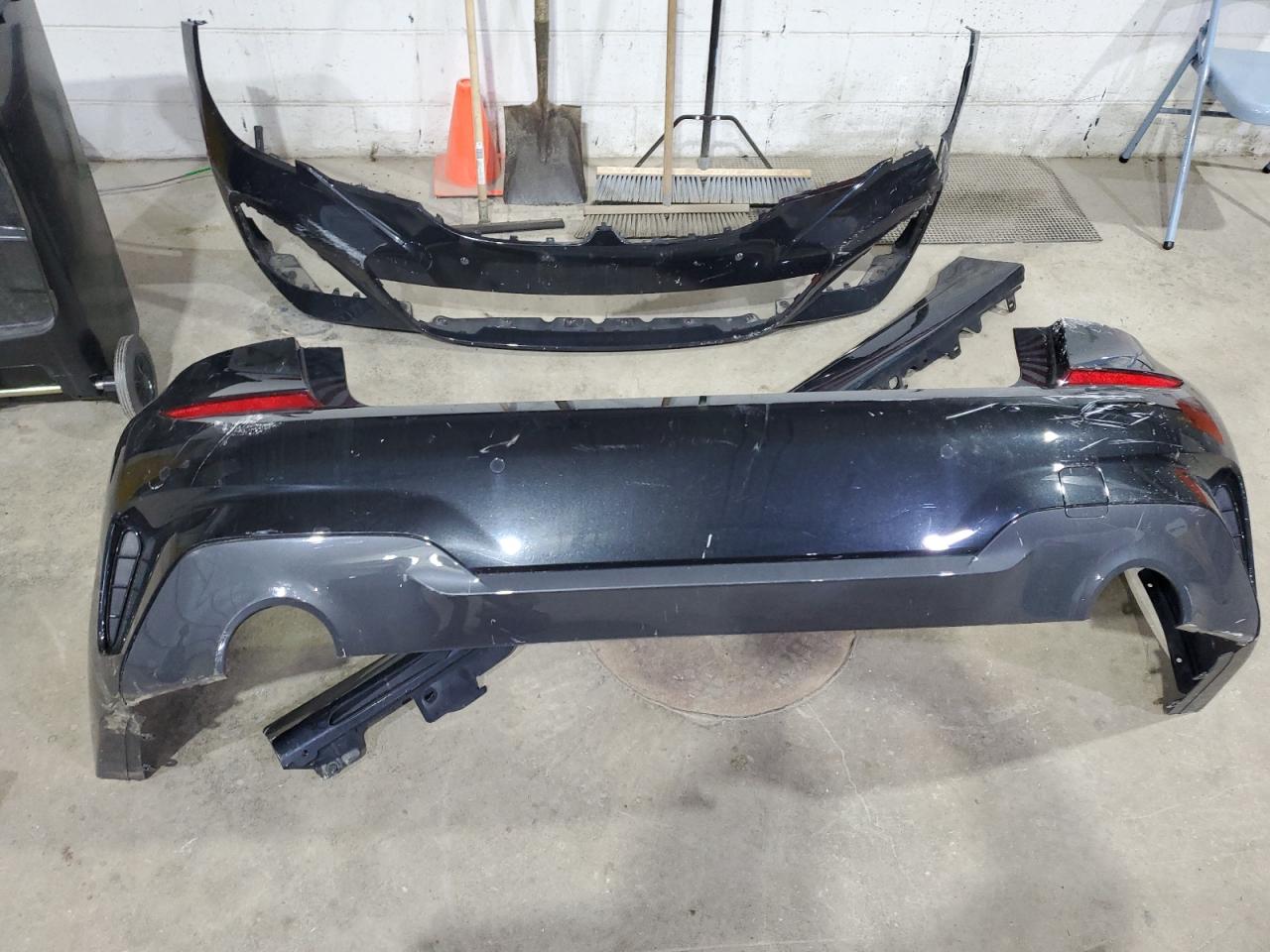 BMW 3 Series Image 8