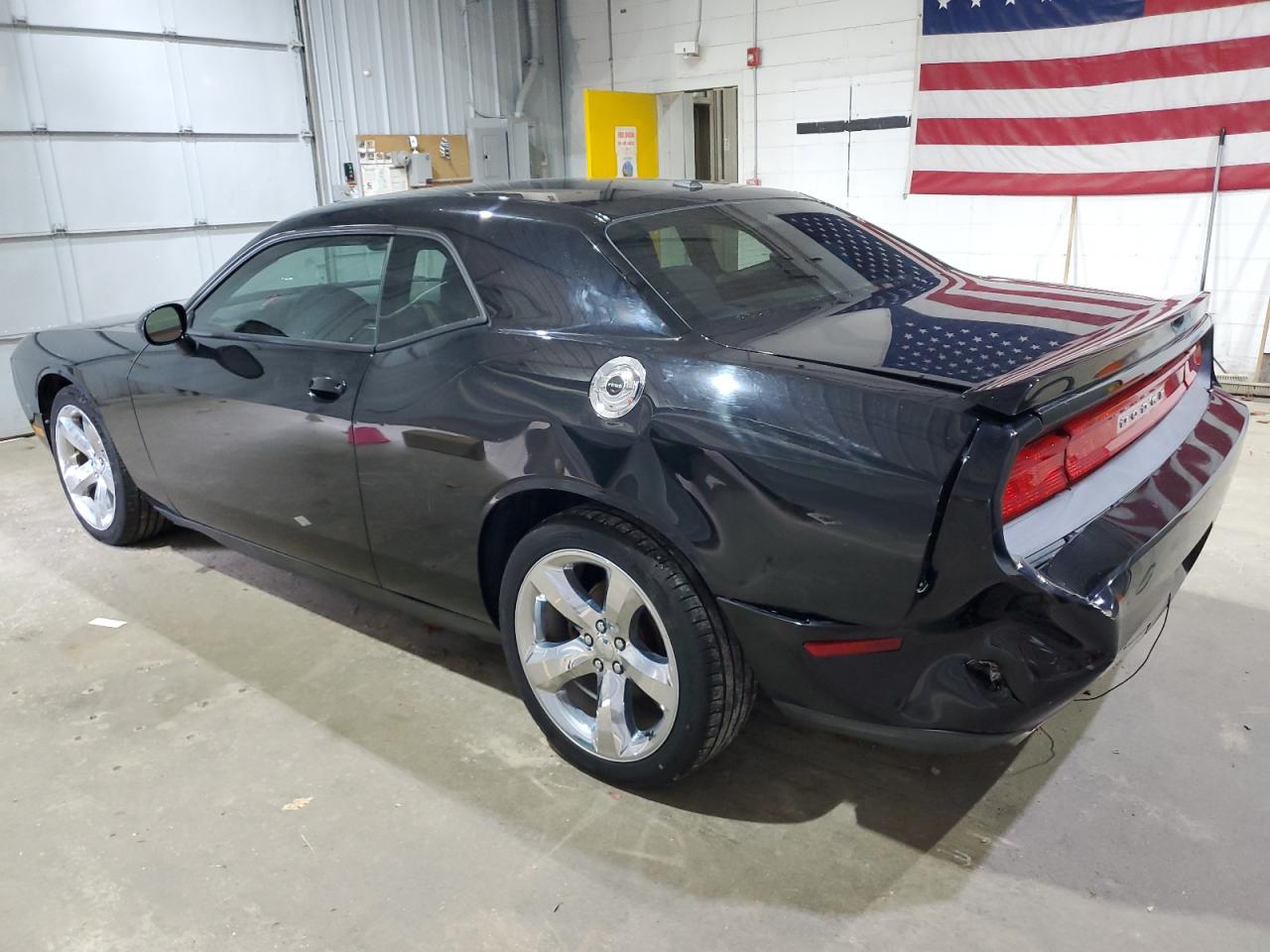 Dodge Challenger Sxt Image 11