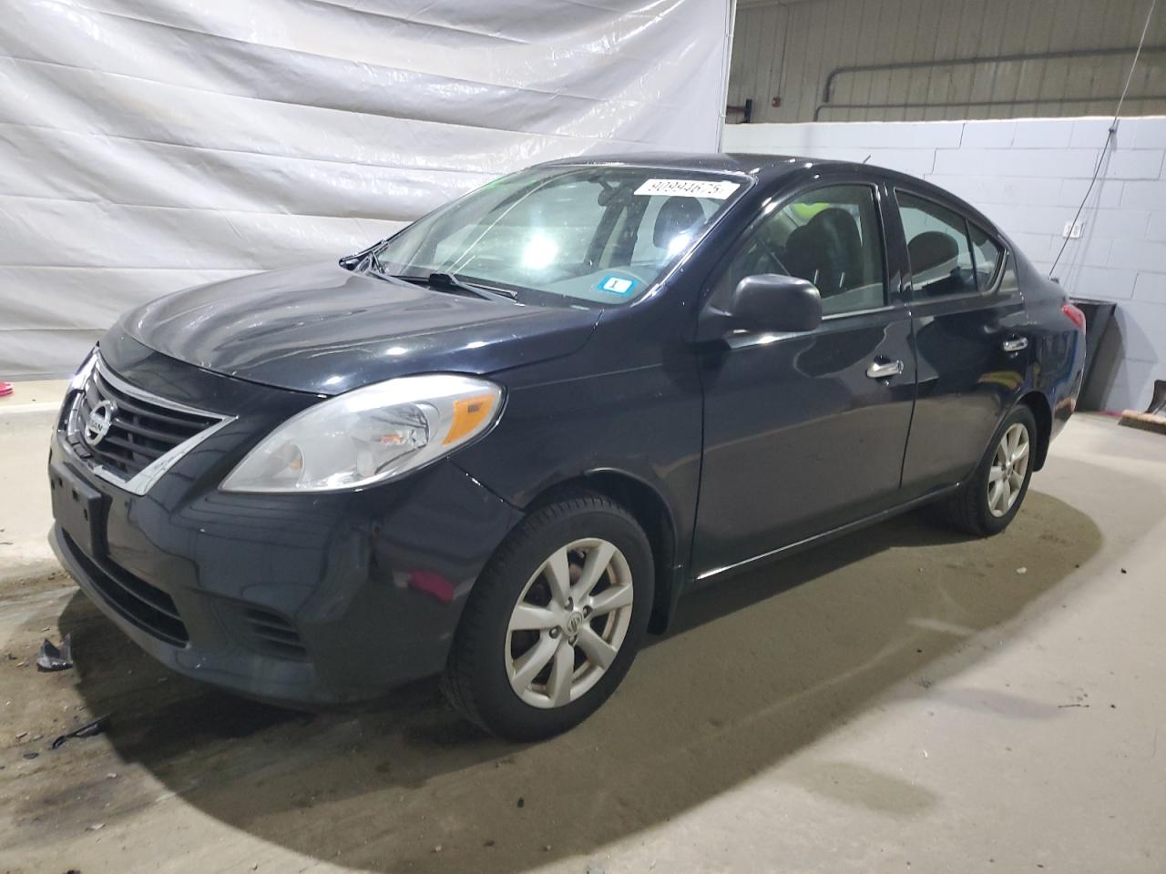 Nissan Versa S Image 1