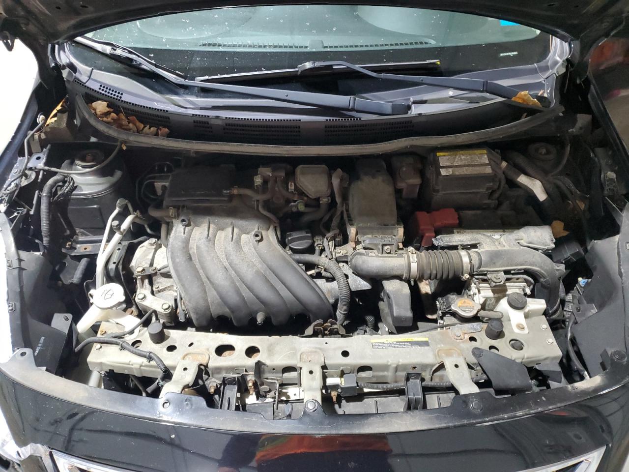 Nissan Versa S Image 9