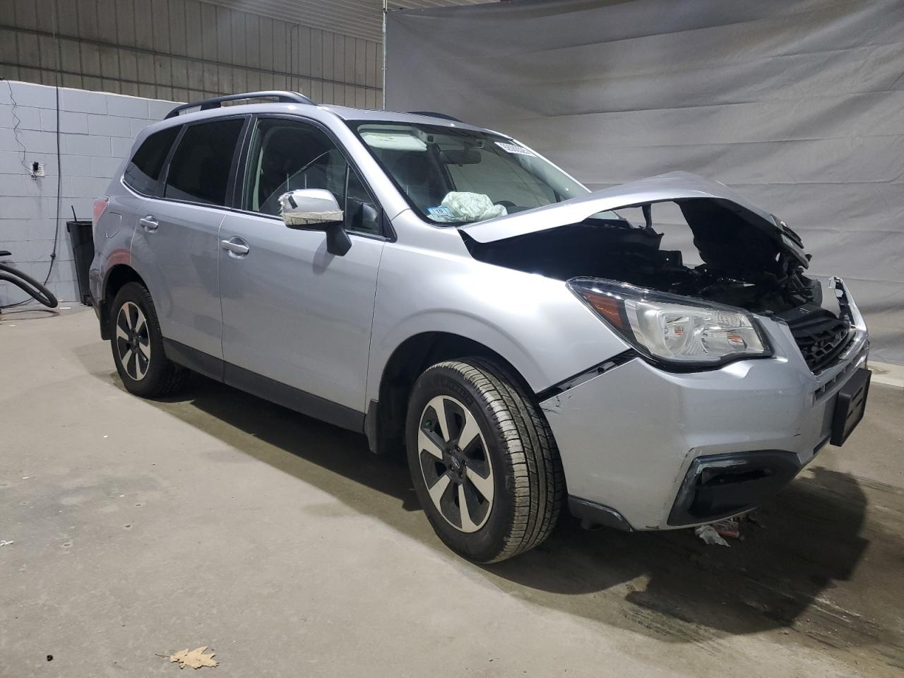 Subaru Forester 2.5i Premium Image 11