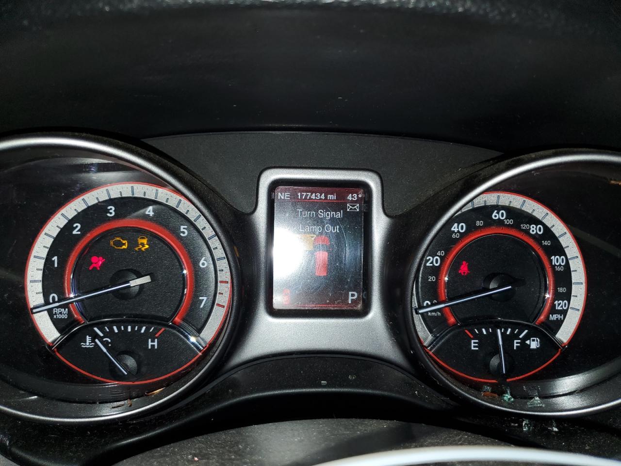 Dodge Journey Crossroad Image 12