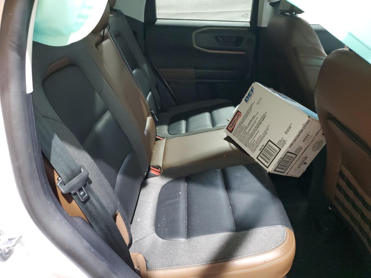 Ford Bronco Outer Banks Image 10