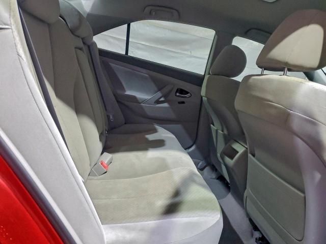 Toyota Camry Ce Image 7