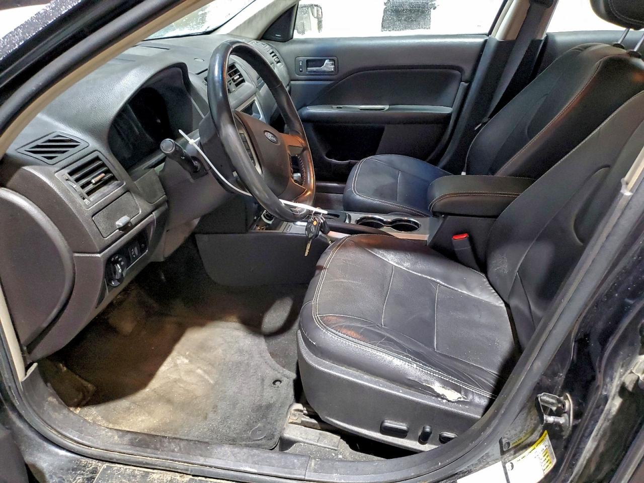 Ford Fusion Sel Image 8