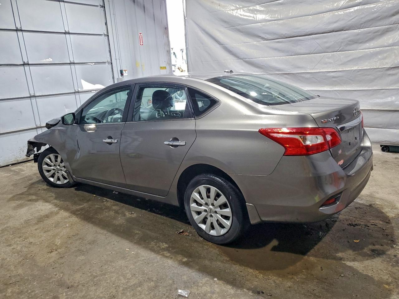 Nissan Sentra S Image 7