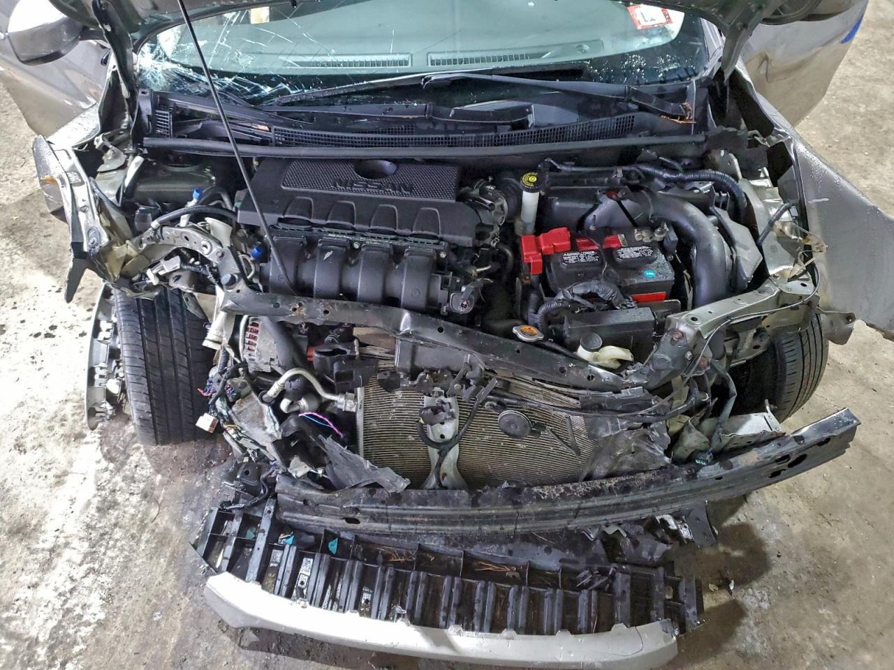 Nissan Sentra S Image 11