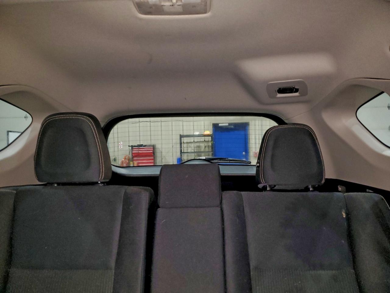 Toyota RAV4 Xle Image 5