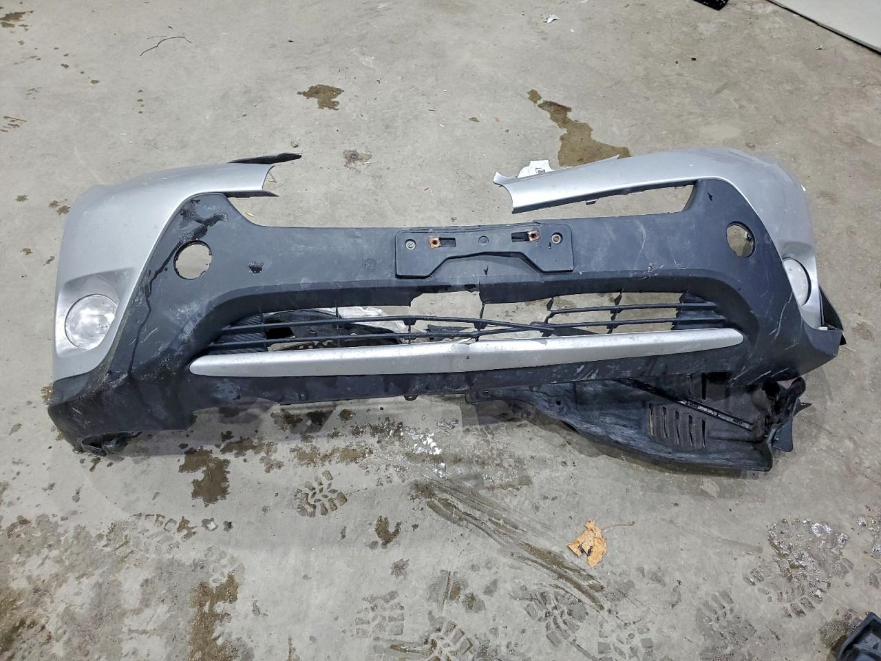 Toyota RAV4 Xle Image 3