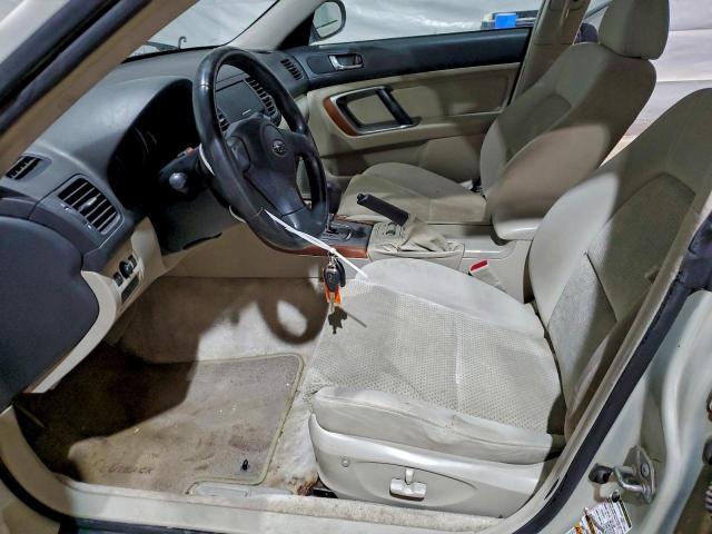 Subaru Legacy Outback 2.5i Image 11