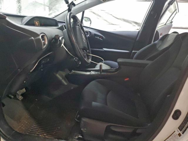 Toyota Prius Le Image 7