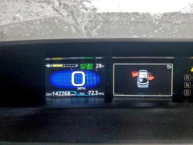 Toyota Prius Le Image 8