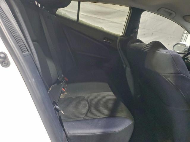 Toyota Prius Le Image 11