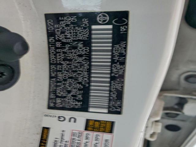 Toyota Prius Le Image 10