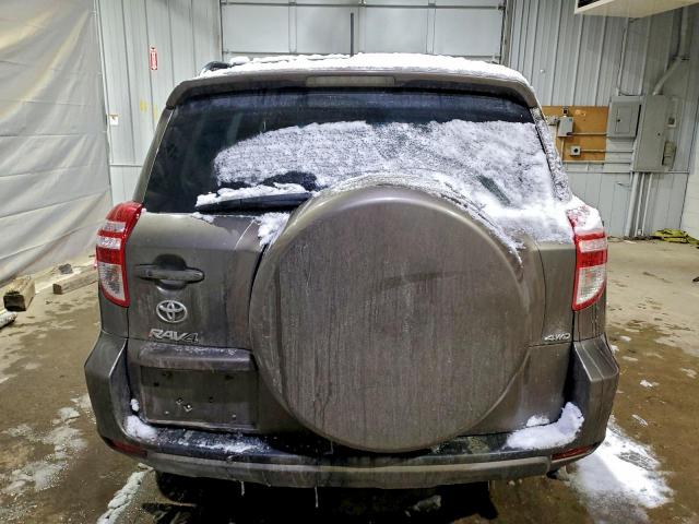 Toyota RAV4 Limited Image 9