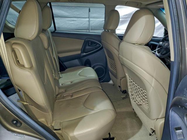 Toyota RAV4 Limited Image 7