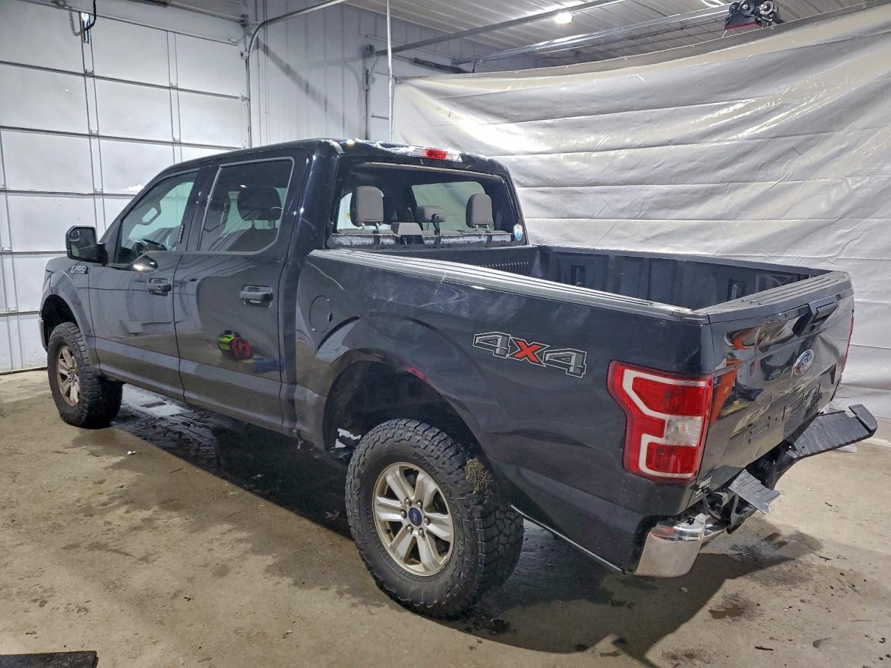 Ford F-150 Supercrew Image 8