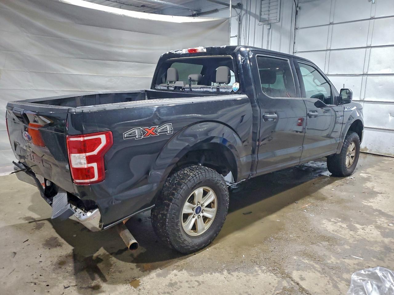 Ford F-150 Supercrew Image 4