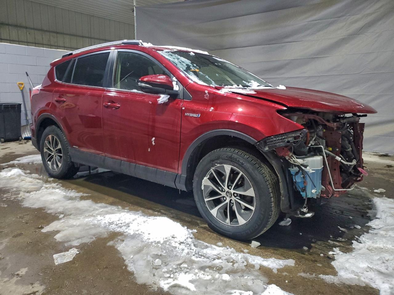 Toyota RAV4 Le Image 9