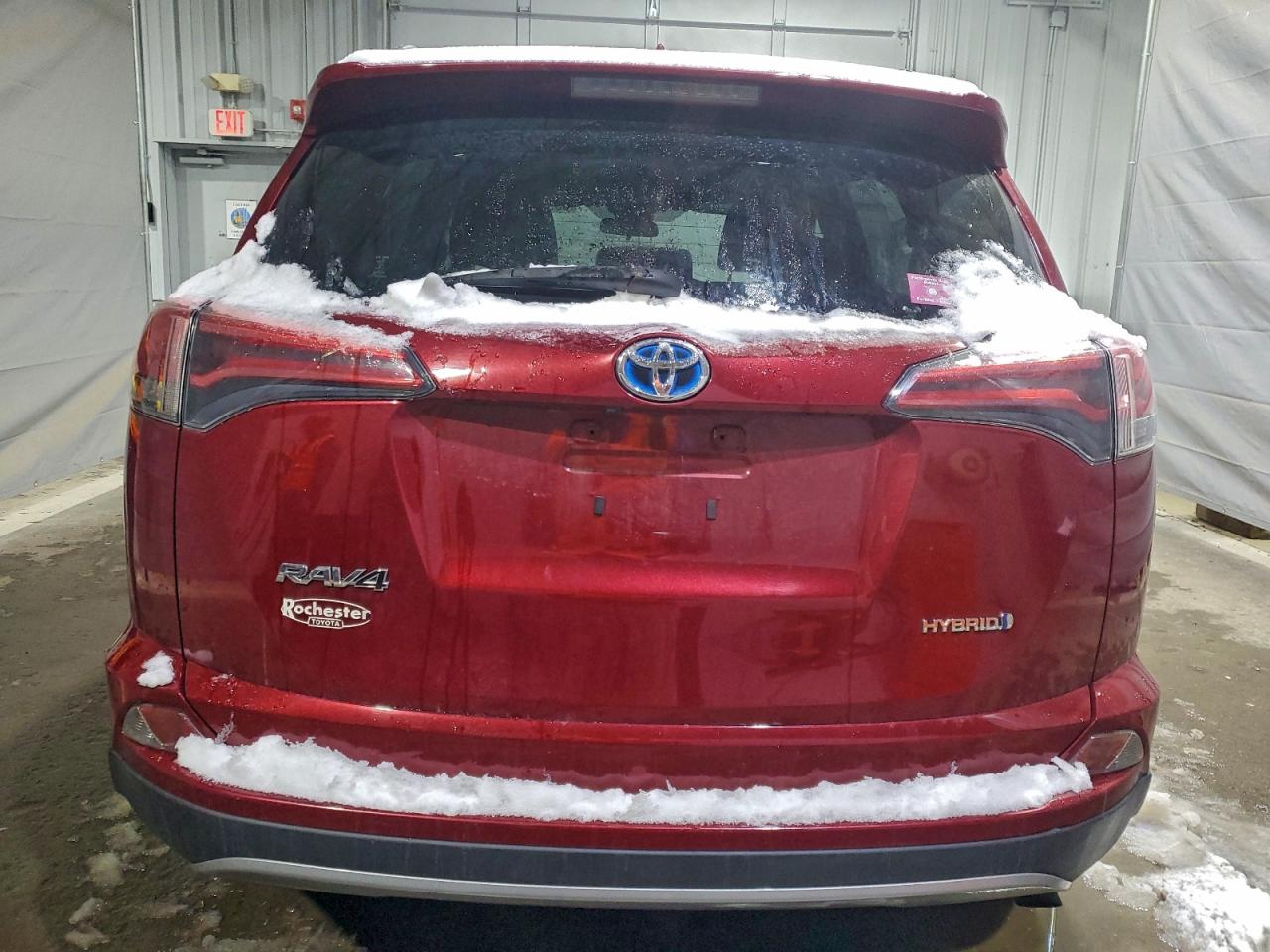 Toyota RAV4 Le Image 13