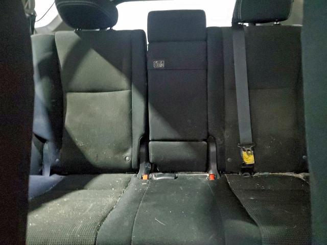 Toyota RAV4 Le Image 11