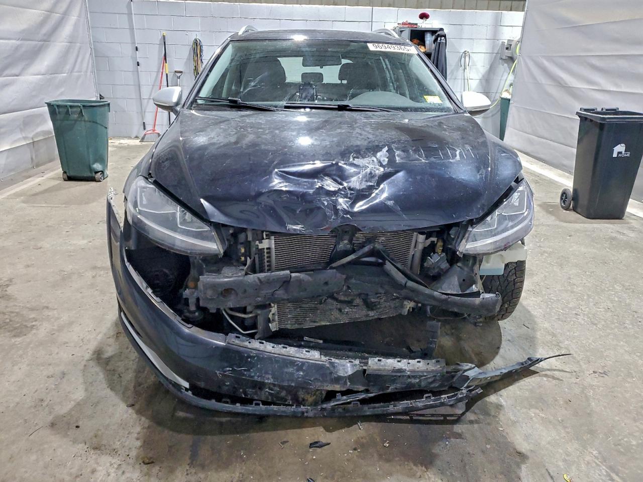 Volkswagen Golf S Image 13