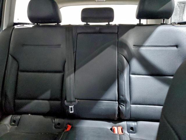 Volkswagen Golf S Image 7