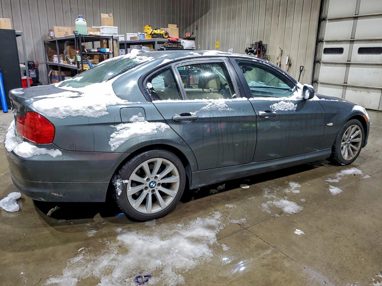 BMW 3 Series I Image 3