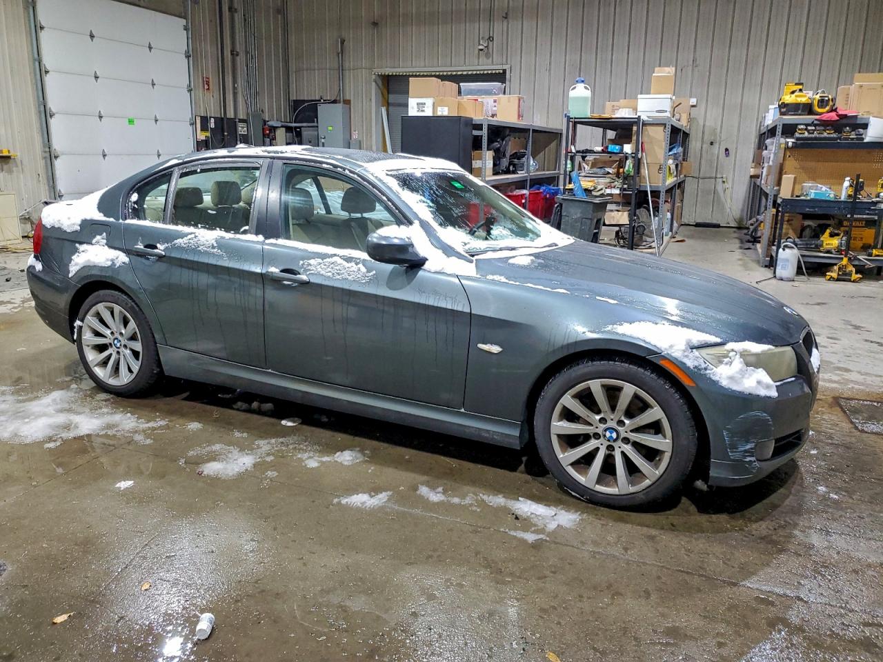 BMW 3 Series I Image 5