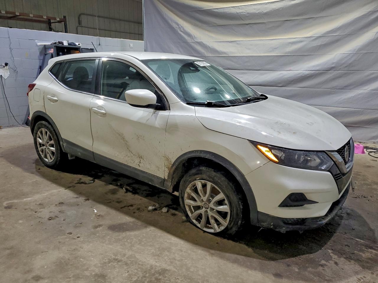 Nissan Rogue S Image 11