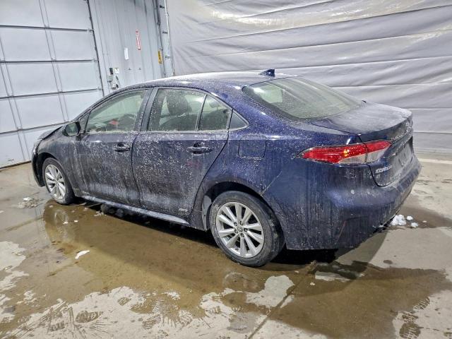 Toyota Corolla Le Image 3