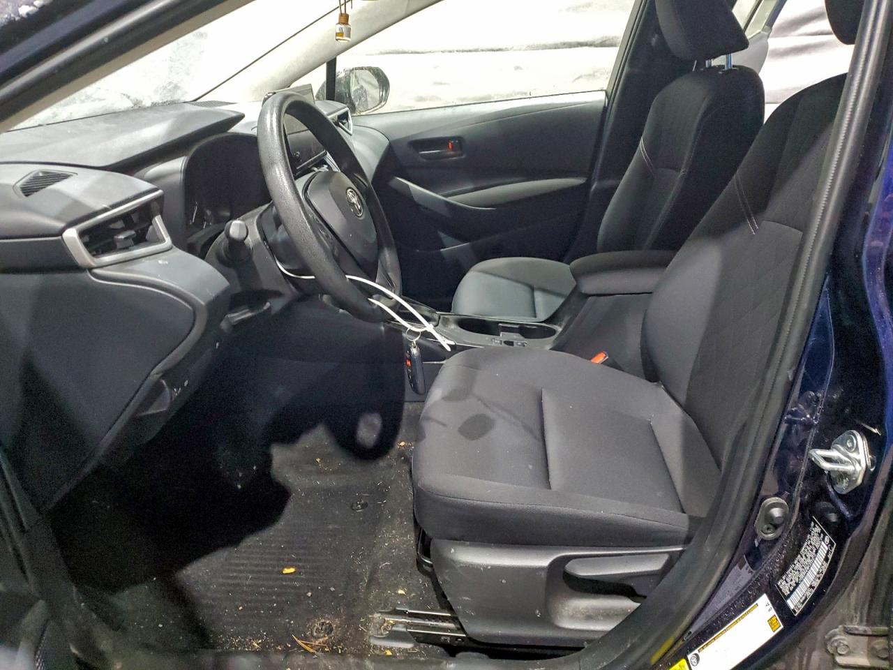 Toyota Corolla Le Image 11