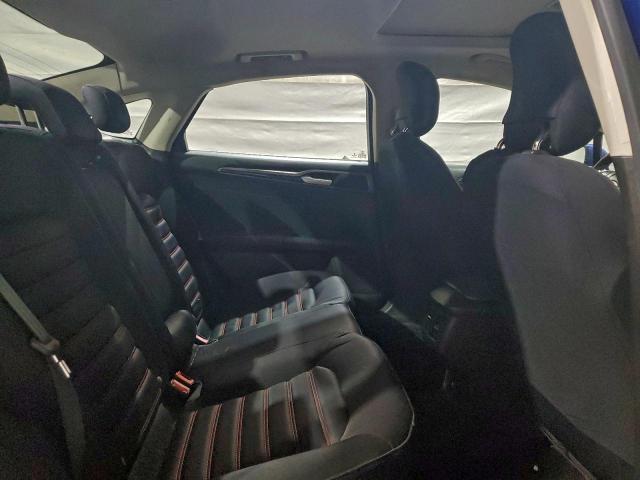 Ford Fusion Se Image 11