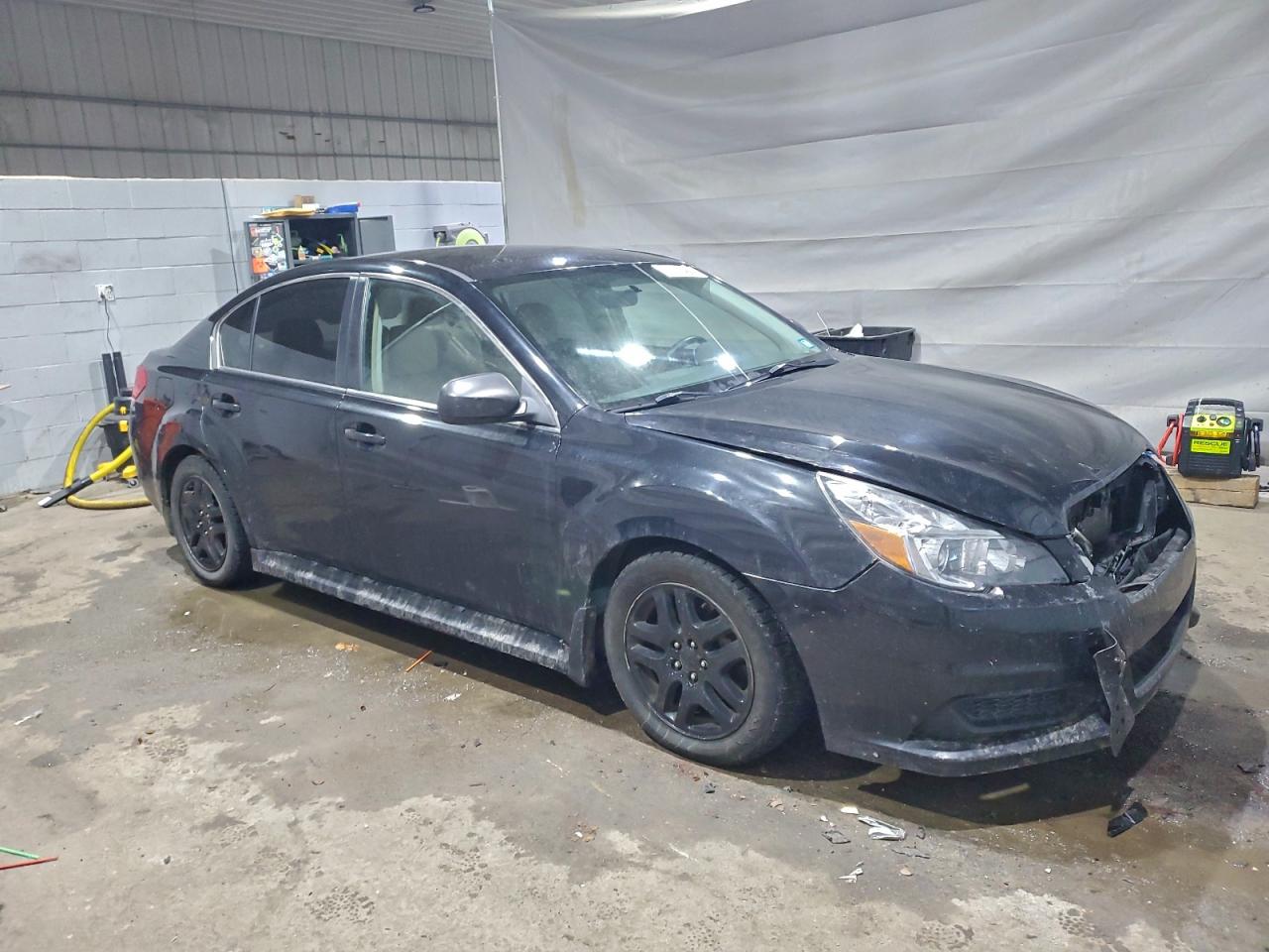 Subaru Legacy 2.5i Image 5