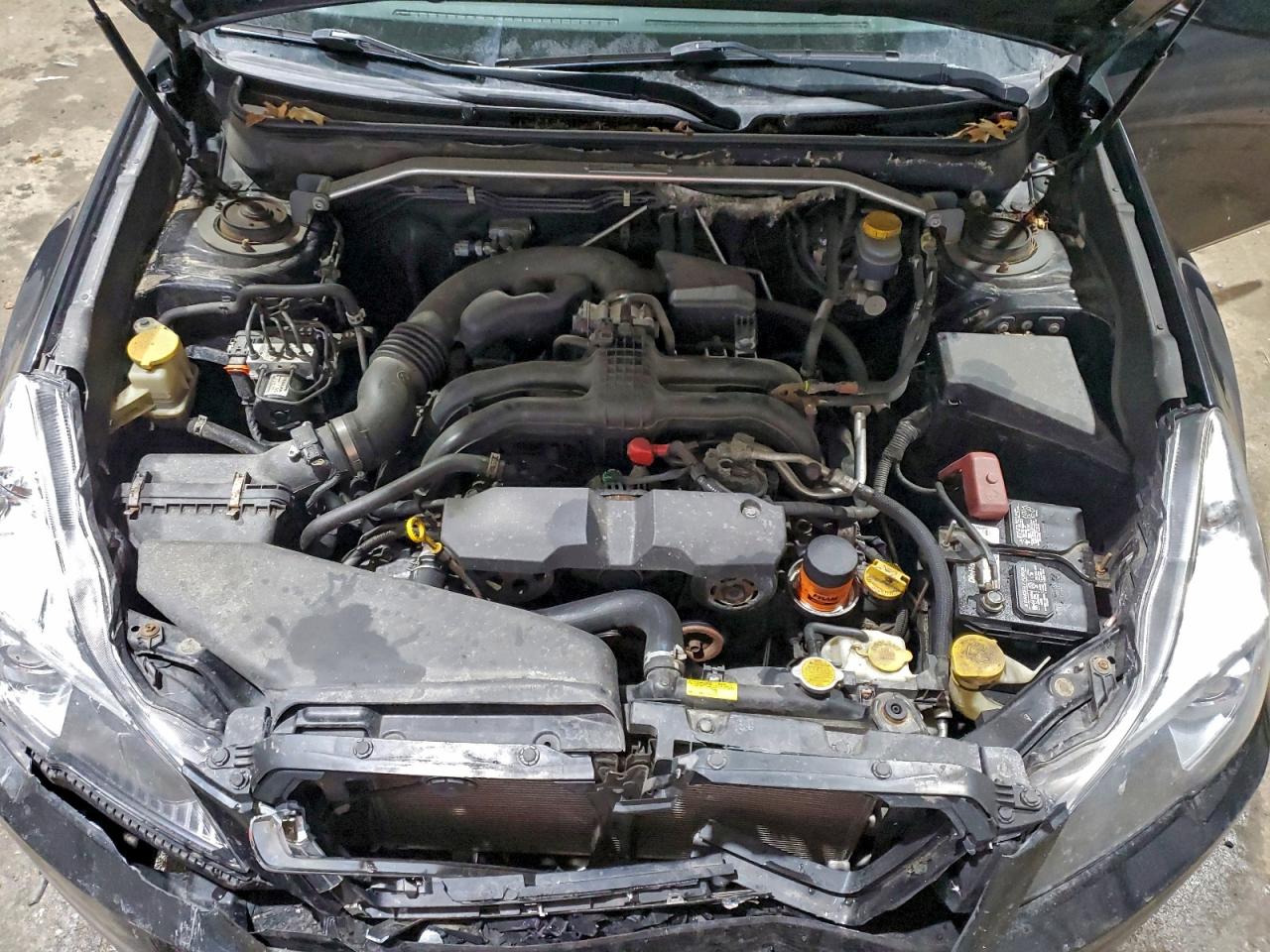 Subaru Legacy 2.5i Image 4