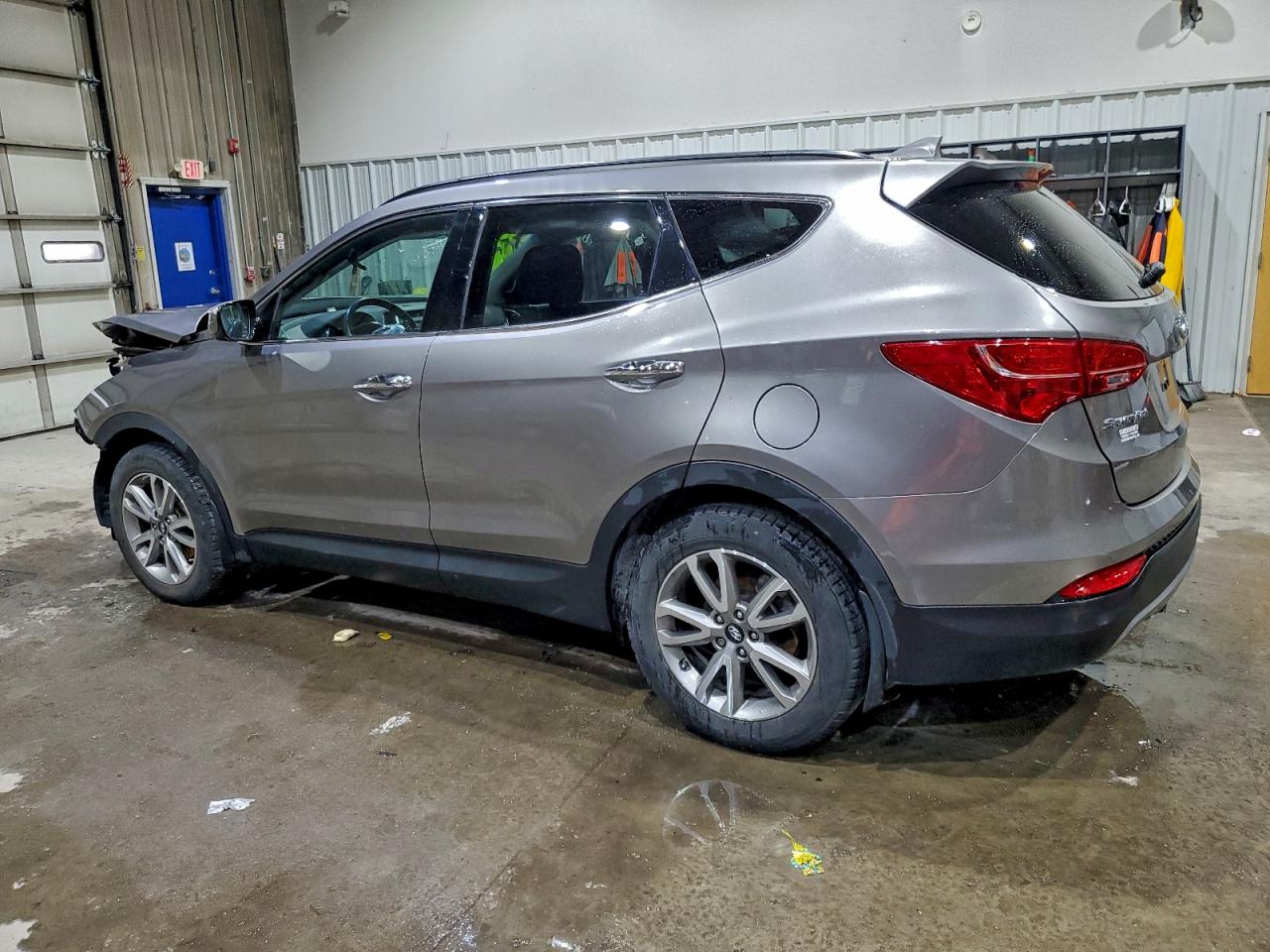 Hyundai SANTA FE Image 3