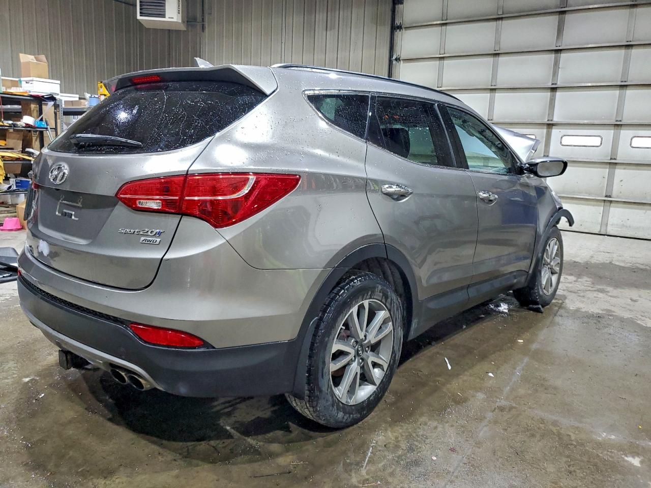 Hyundai SANTA FE Image 5