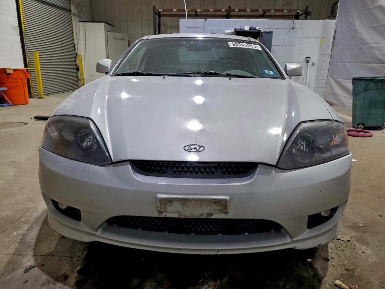 Hyundai Tiburon Gt Image 6