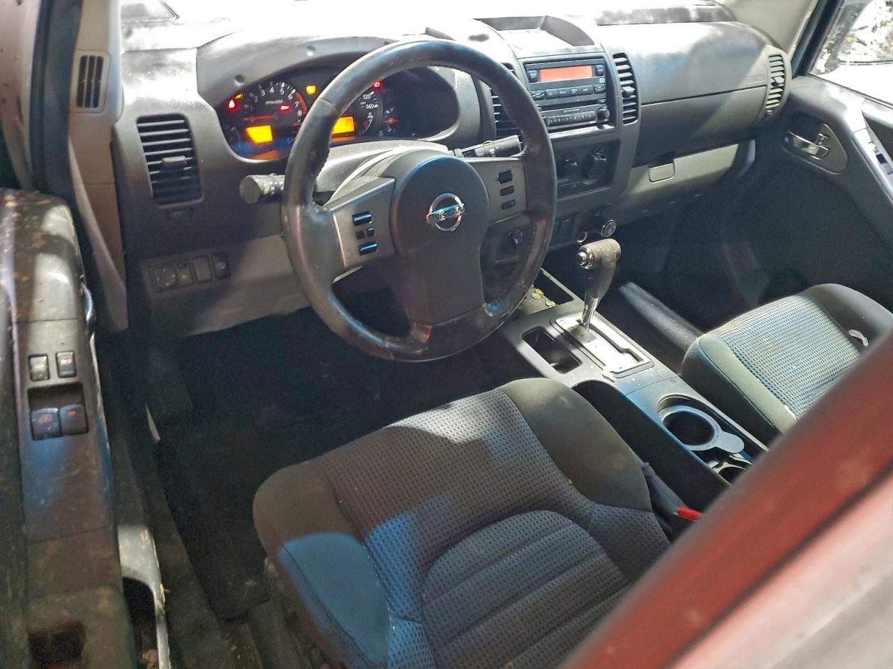 Nissan Frontier King Cab Le Image 3