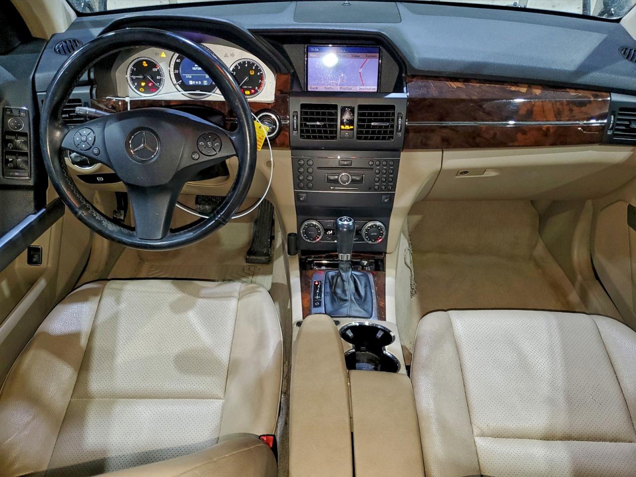 Mercedes-Benz GLK 350 4matic Image 12