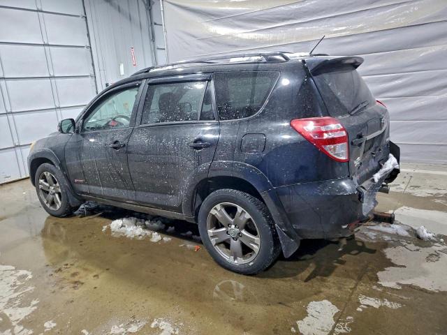 Toyota RAV4 Sport Image 3