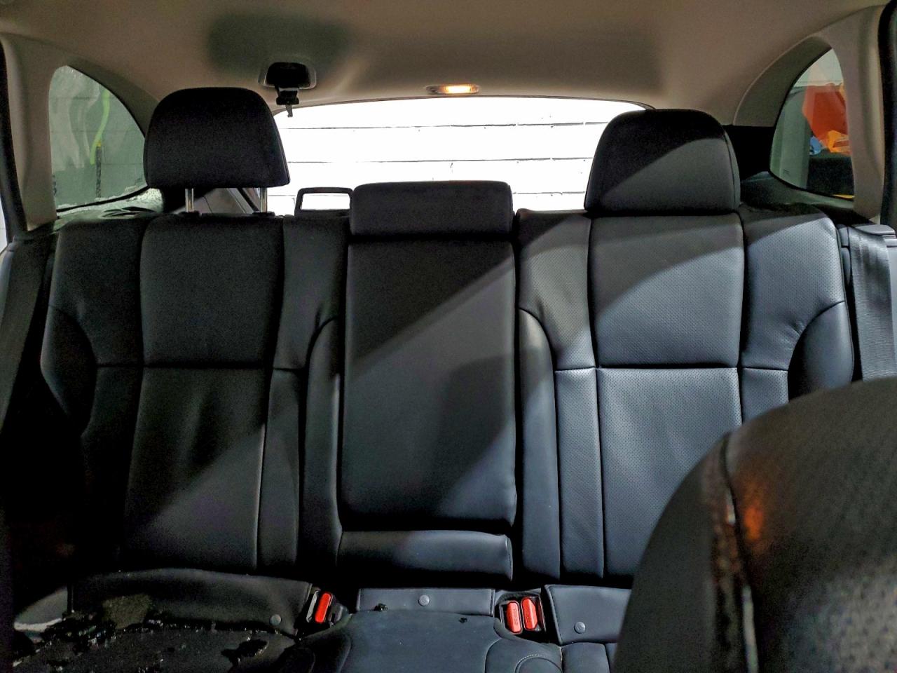 Subaru Outback Limited Image 3