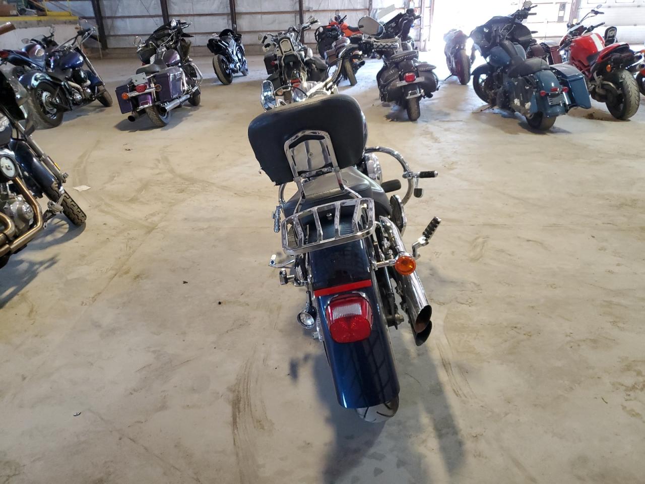 Harley-Davidson Fl Image 8