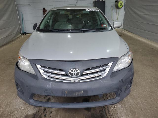 Toyota Corolla Base Image 10