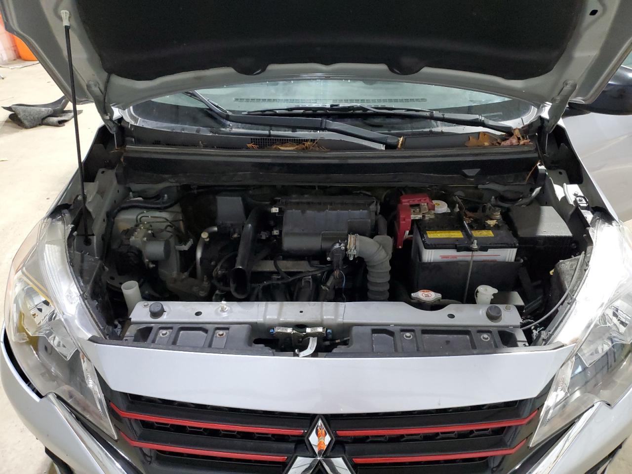 Mitsubishi Mirage G4 Es Image 10