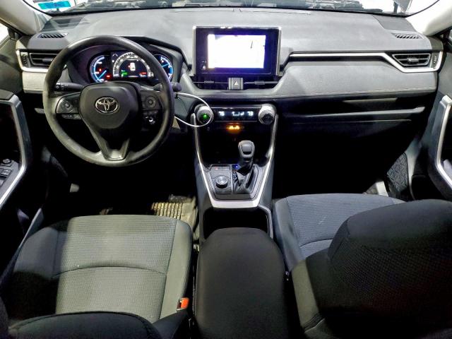 Toyota RAV4 Le Image 8