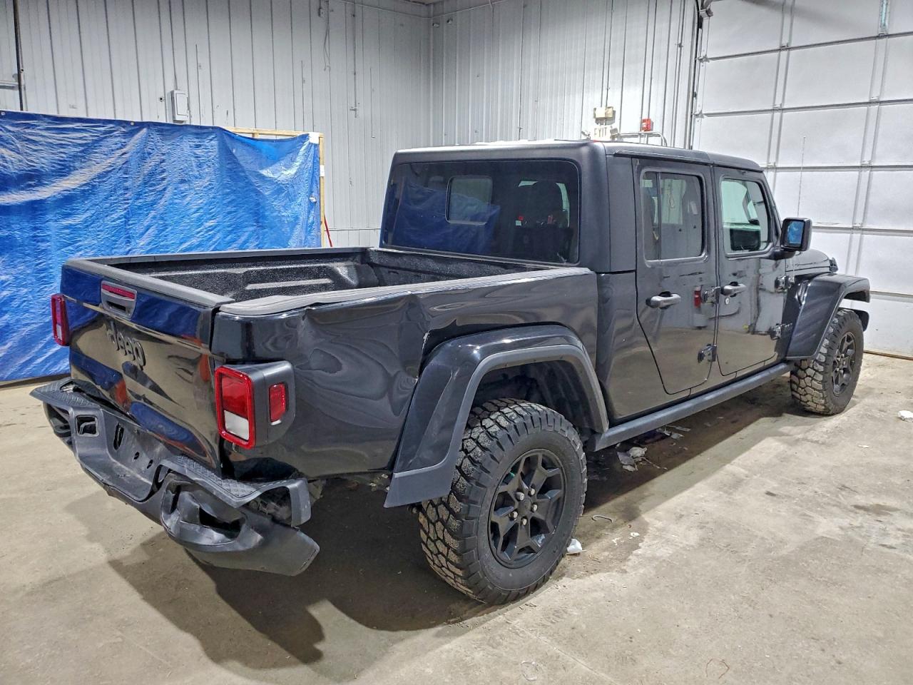 Jeep Gladiator Sport Image 4