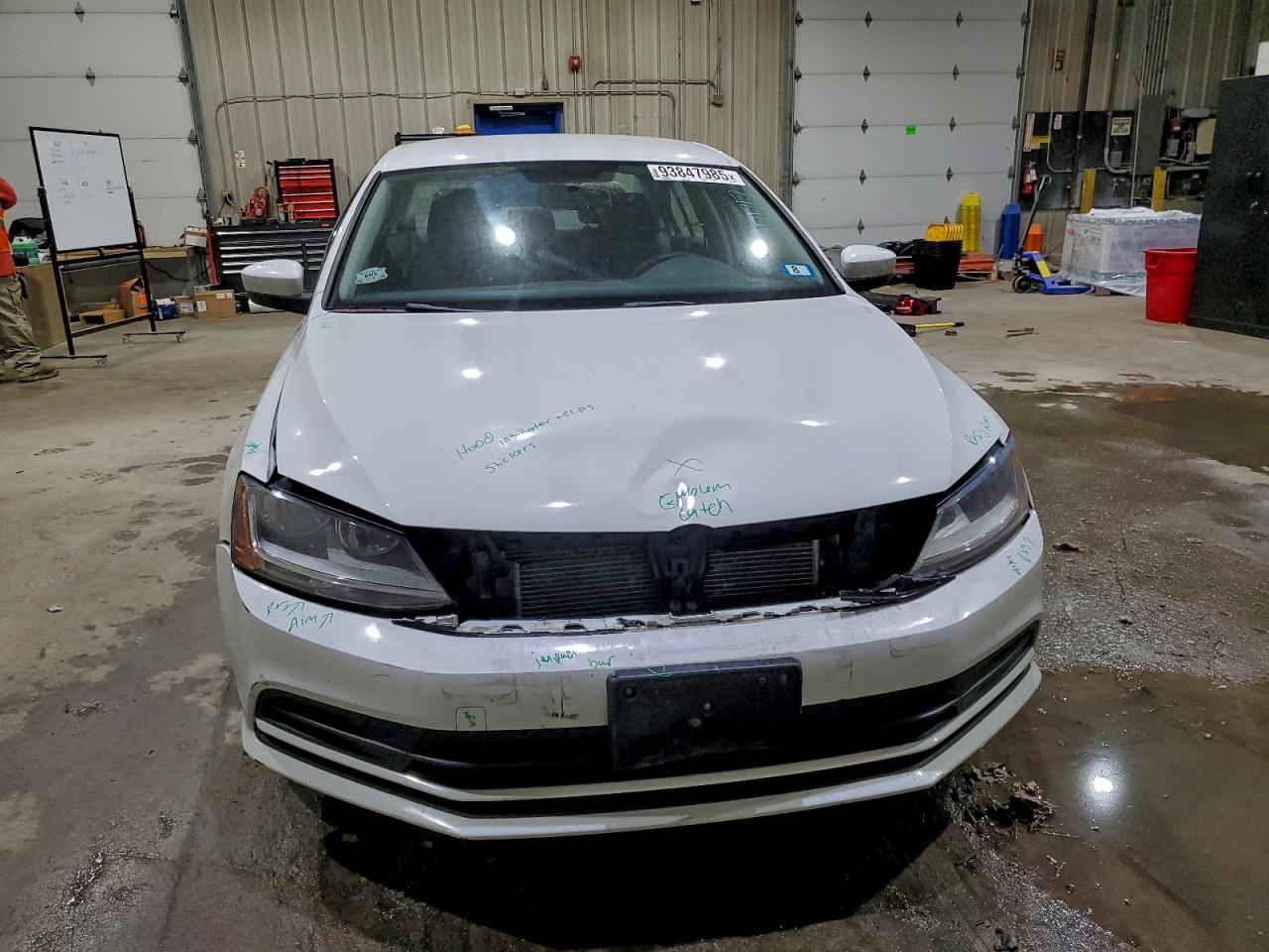 Volkswagen Jetta S Image 3